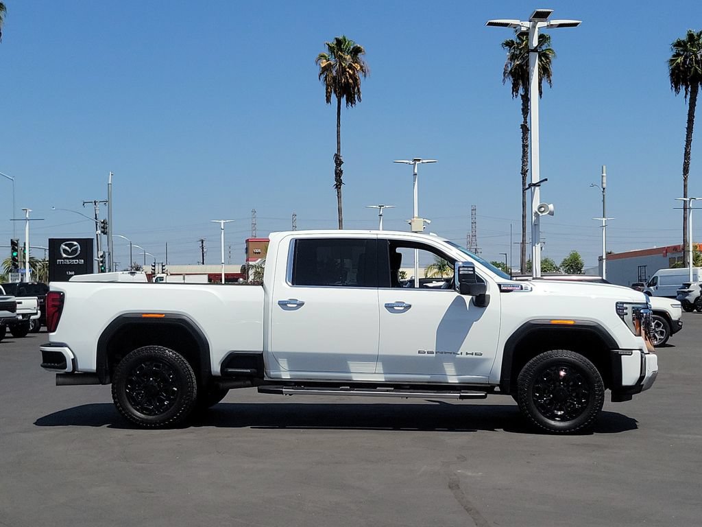 Used 2024 GMC Sierra 3500 Denali w/ Denali Reserve Package AWD/4WD image 41