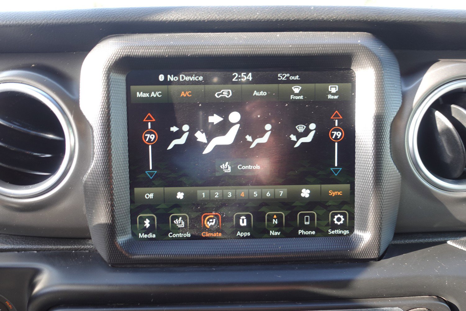 Used 2023 Jeep Wrangler Unlimited Rubicon 4xe w/ Cold Weather Group image 17