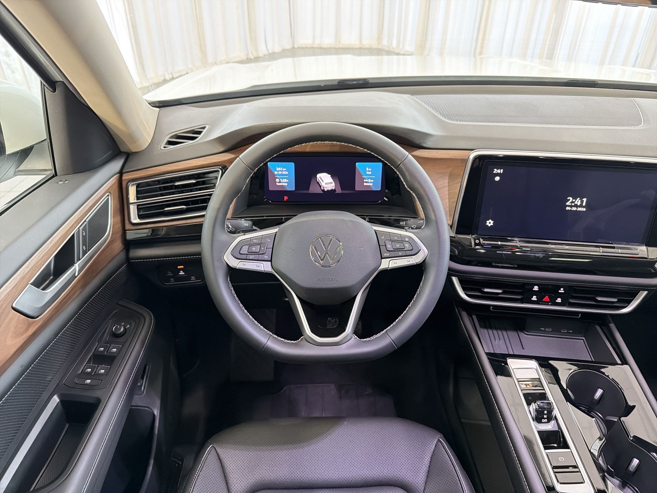 New 2026 Volkswagen Atlas SE FWD image 22