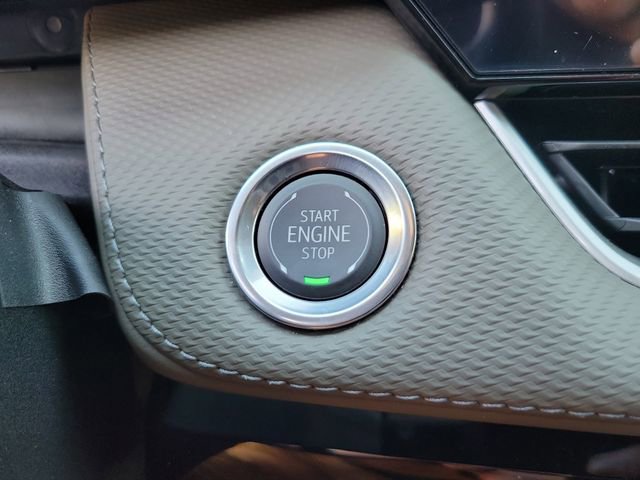 Used 2026 Chevrolet Equinox LT w/ Convenience Package II FWD image 27