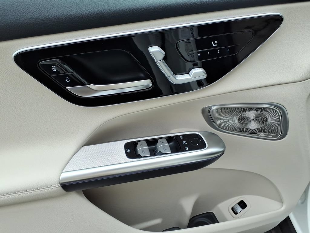 New 2026 Mercedes-Benz GLC 300 4MATIC image 12