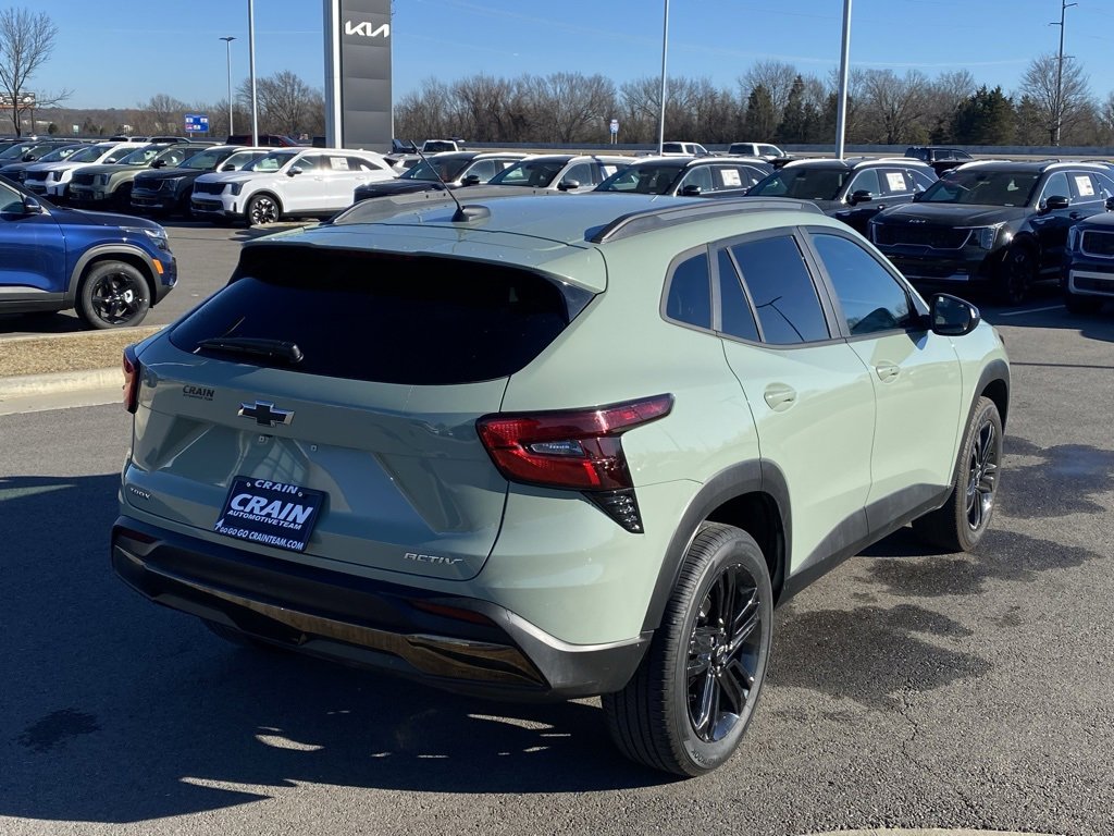 Used 2025 Chevrolet Trax ACTIV w/ Driver Confidence Package image 7