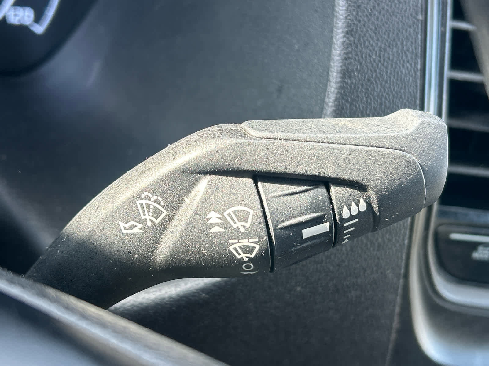 Used 2023 Ford Transit 250 Low Roof AWD w/ Exterior Upgrade Package image 20