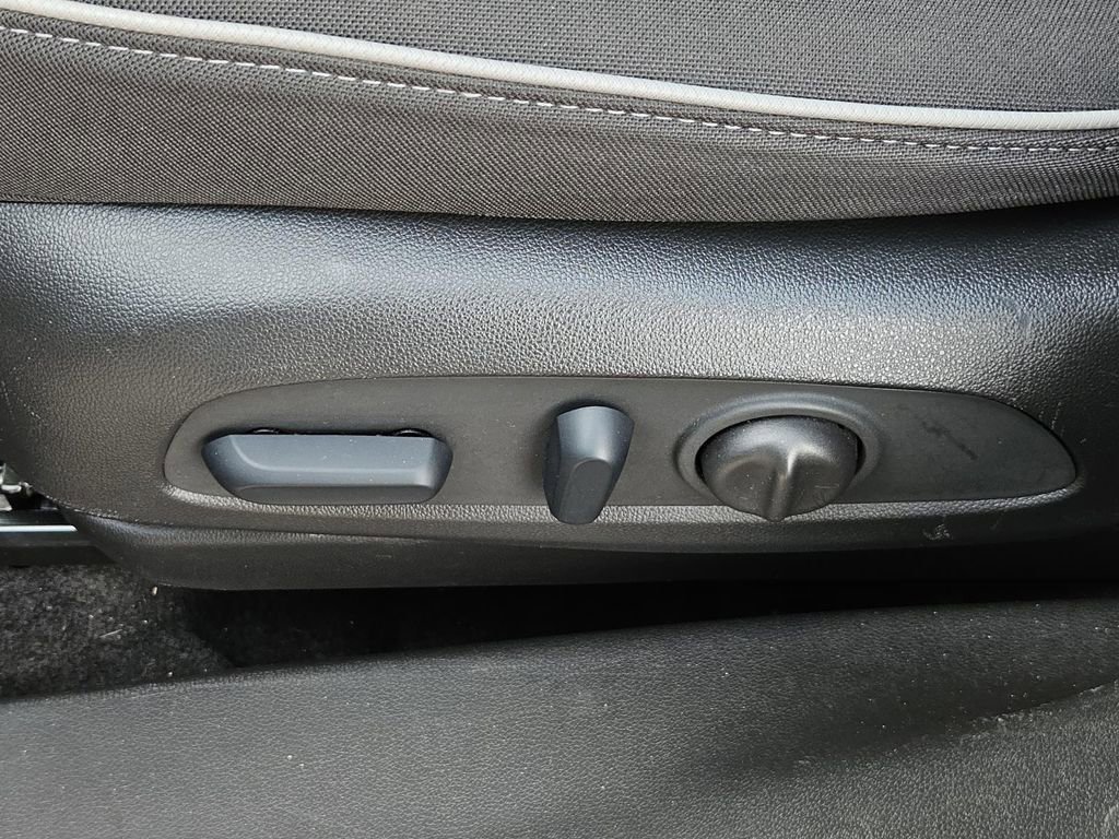 Used 2023 Chevrolet TrailBlazer LT image 21