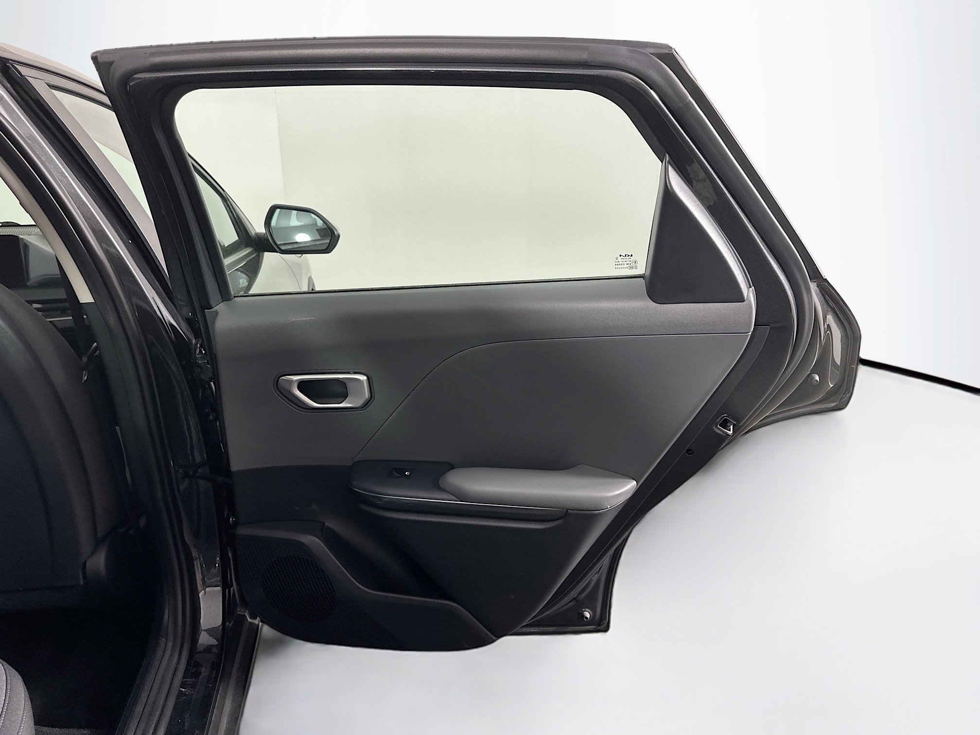 Used 2025 Kia K4 LXS image 30