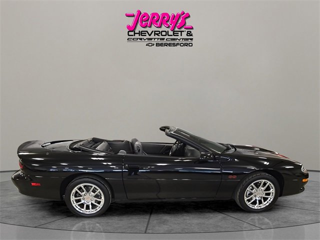 Used 2002 Chevrolet Camaro Z28 w/ SS Performance/Appearance Pkg image 11