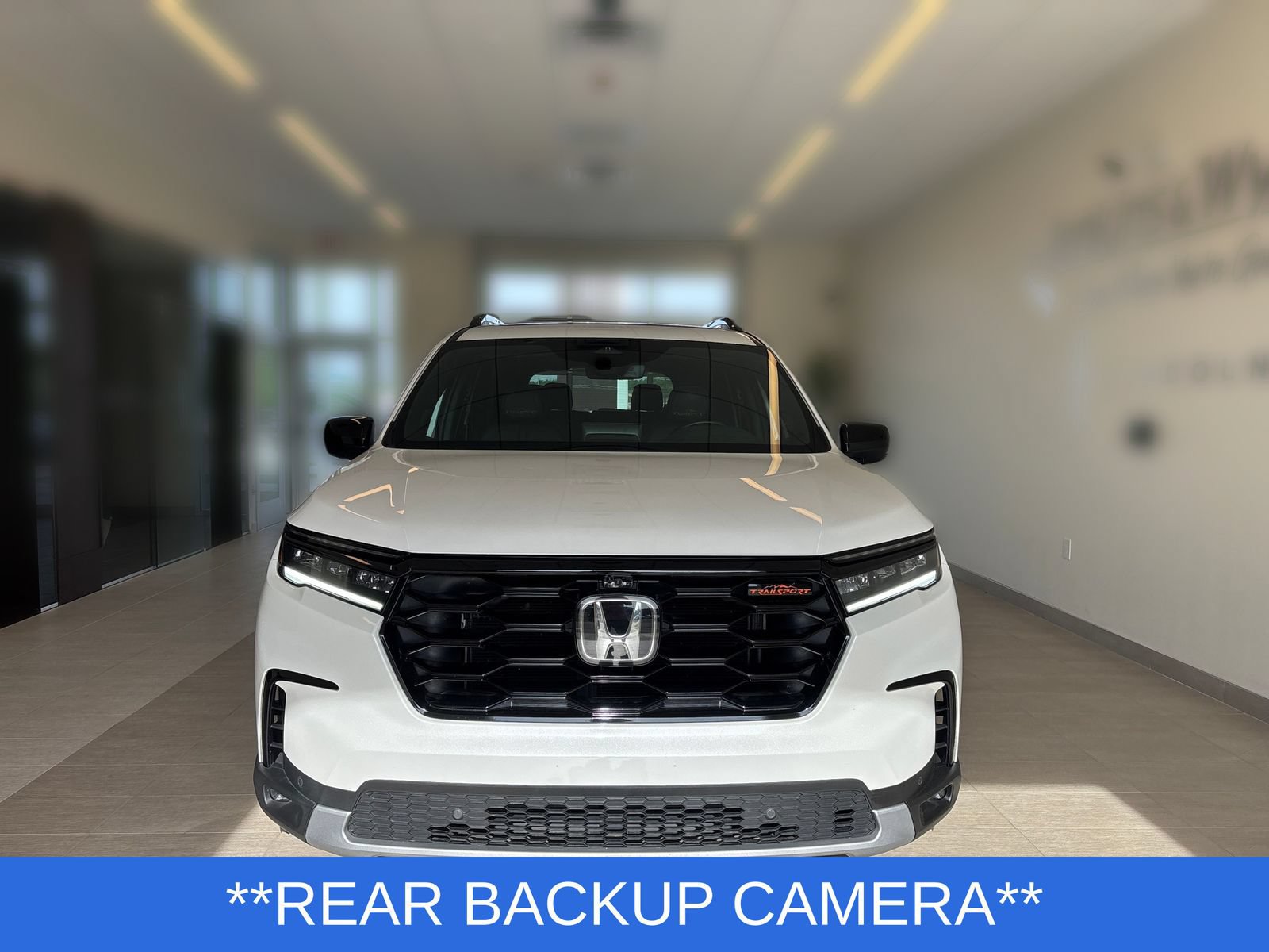 Certified 2025 Honda Pilot TrailSport image 9