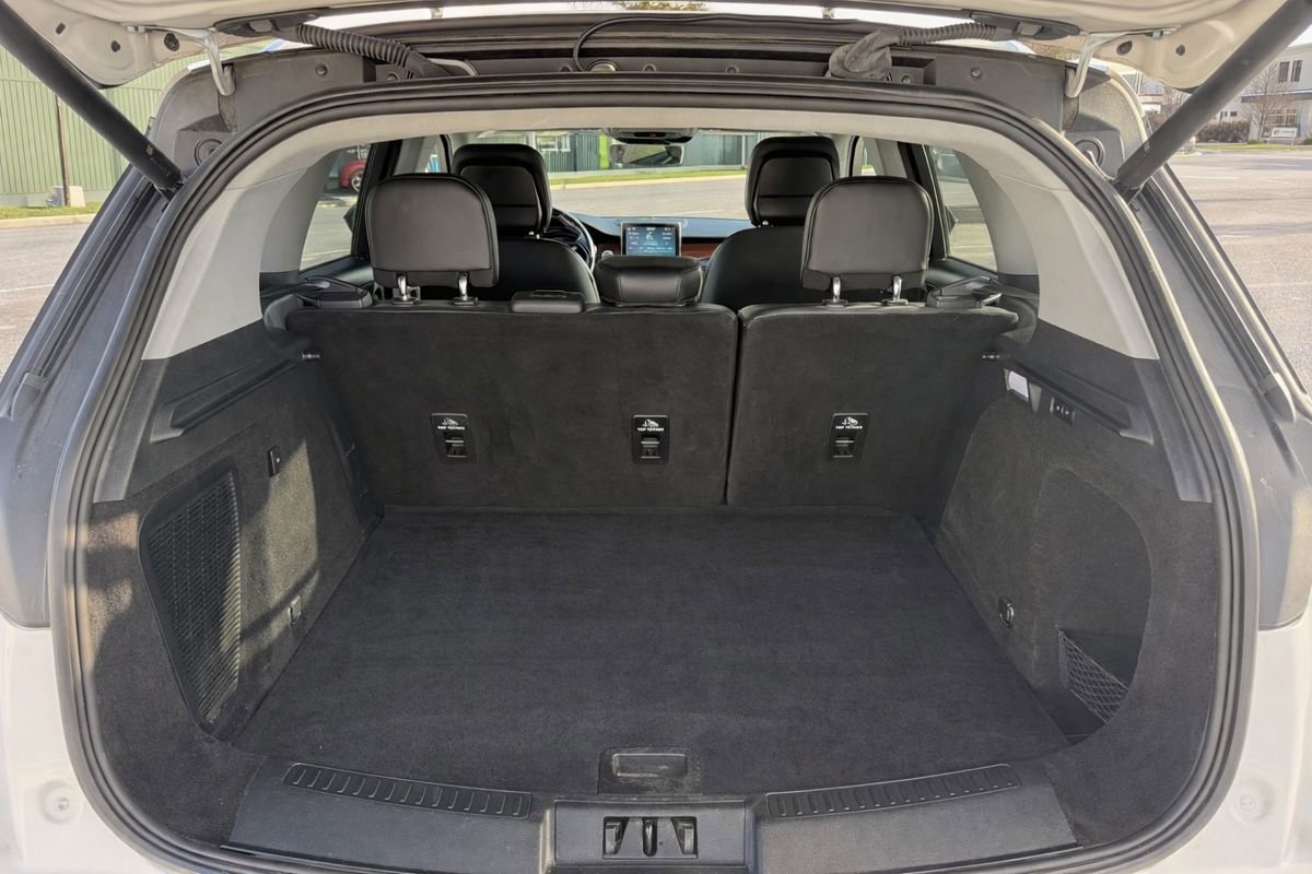 Used 2020 Lincoln Corsair Reserve w/ Equipment Group 201A image 12