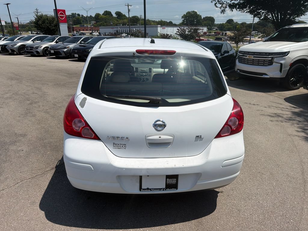 Used 2007 Nissan Versa Hatchback w/ Convenience Pkg FWD image 6