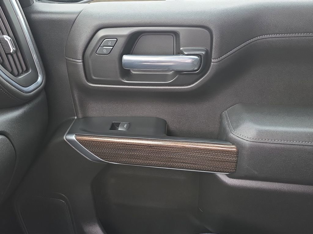 Certified 2019 Chevrolet Silverado 1500 RST image 17