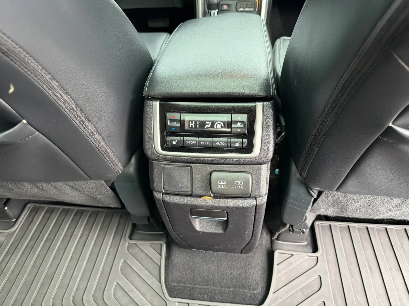 Used 2019 Subaru Ascent Limited w/ Popular Package #3 AWD/4WD image 53