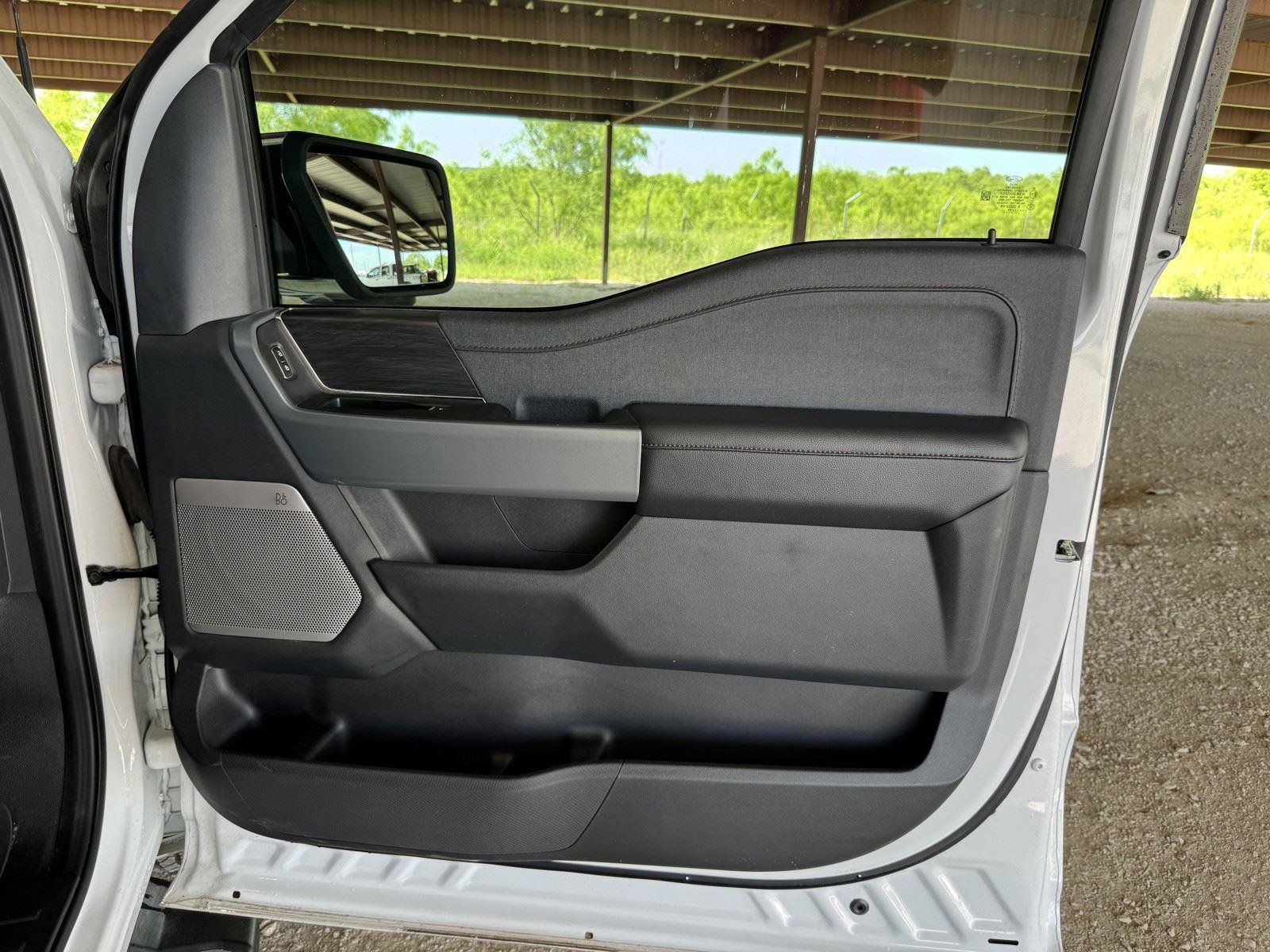 Used 2024 Ford F150 Lariat w/ Tow/Haul Package AWD/4WD image 41