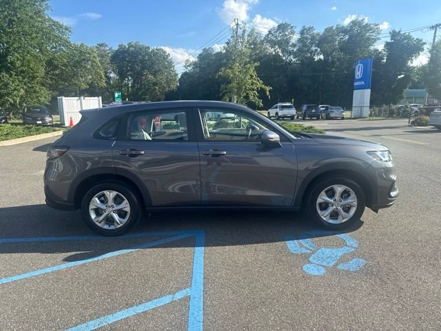 Used 2023 Honda HR-V LX image 9