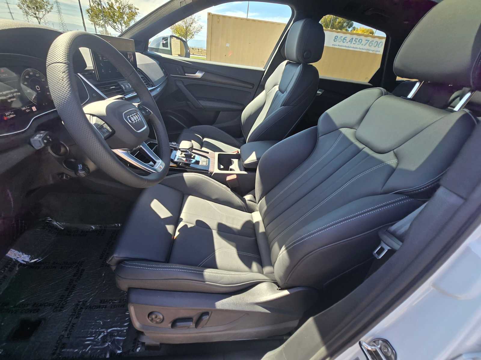 Used 2025 Audi Q5 e Premium Plus w/ Premium Plus Package AWD/4WD image 24