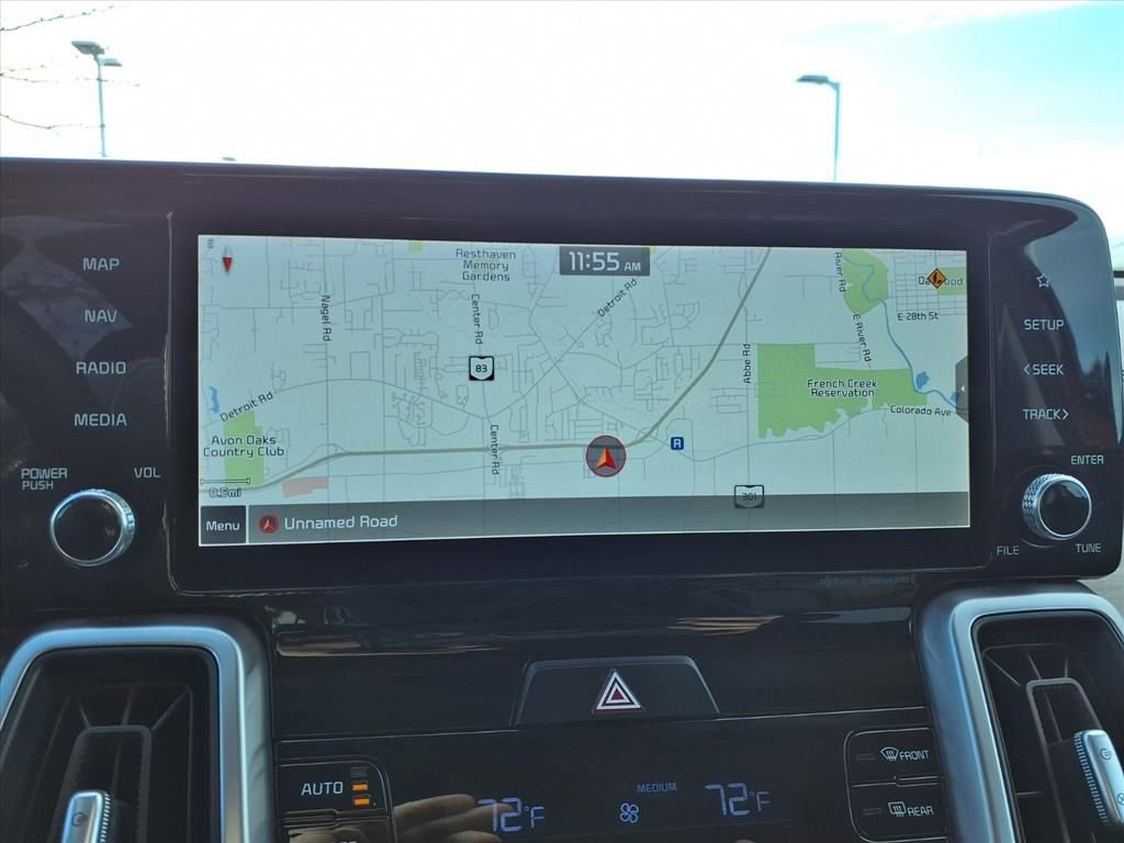 Used 2022 Kia Sorento S w/ Panoramic Sunroof Package image 9