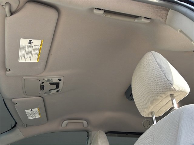 Used 2012 Toyota Sienna LE image 21
