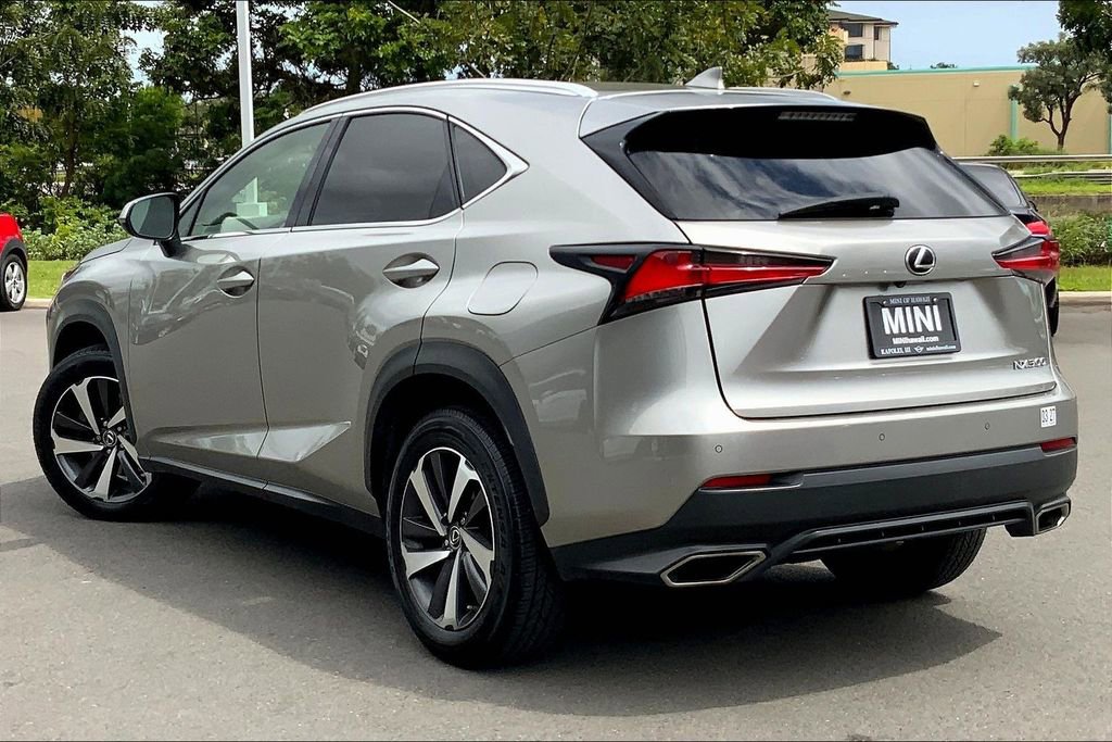 Used 2018 Lexus NX 300 FWD image 11