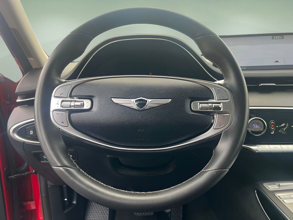 Used 2025 Genesis GV70 2.5T AWD/4WD image 18