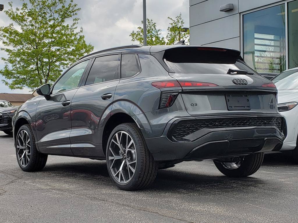 New 2026 Audi Q3 quattro 2.0T AWD/4WD image 3
