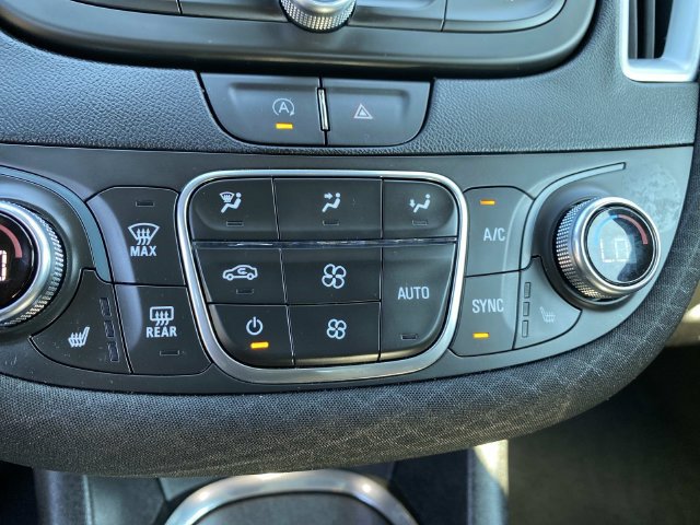 Used 2024 Chevrolet Malibu LT FWD image 10