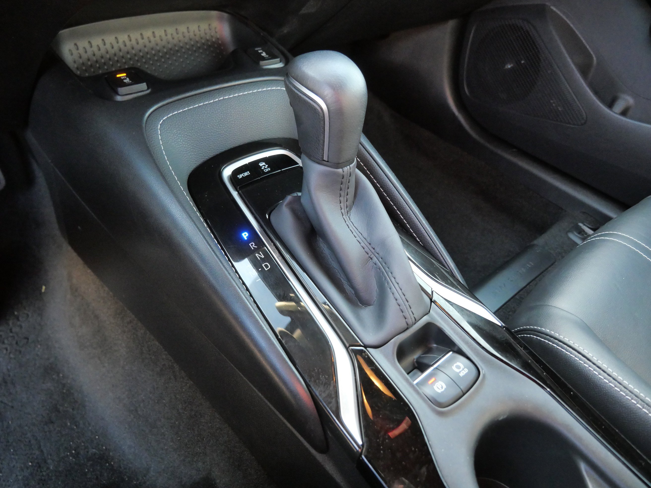 Used 2019 Toyota Corolla XSE image 25