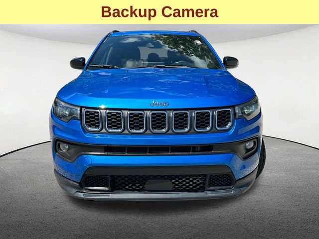 Used 2024 Jeep Compass Latitude AWD/4WD image 4