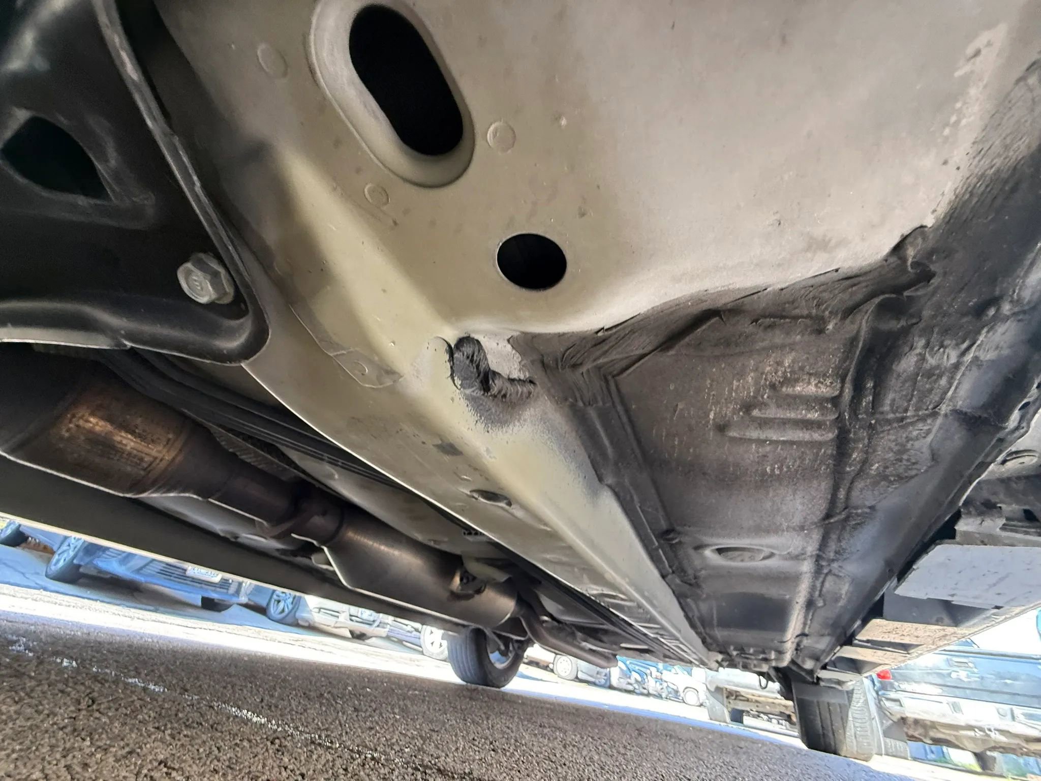 Used 2009 Toyota Camry LE FWD image 26