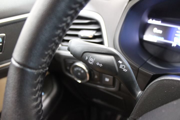 Used 2024 Ford Edge SEL w/ Cargo Accessory Package AWD/4WD image 38