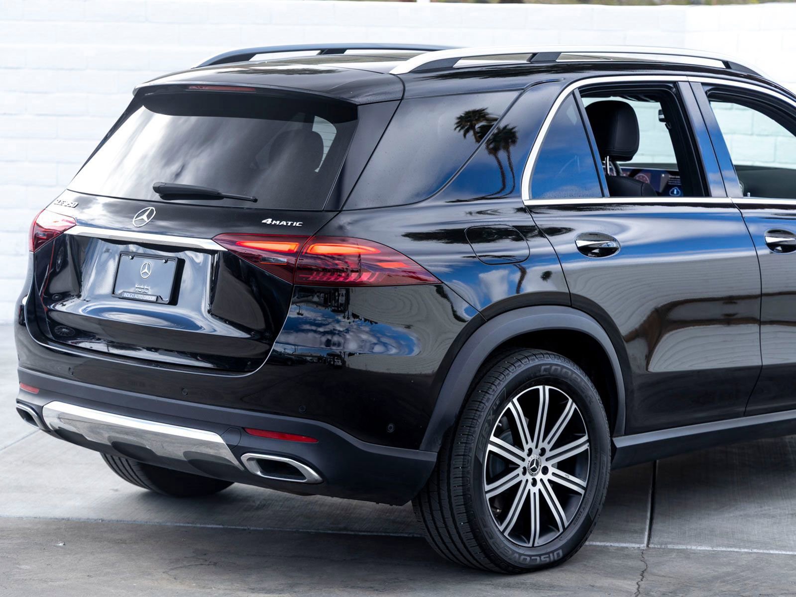 Used 2025 Mercedes-Benz GLE 350 4MATIC image 11