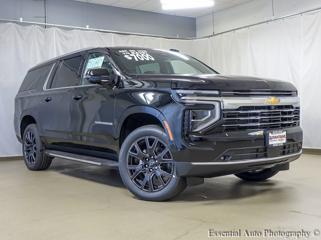 New 2026 Chevrolet Suburban LT w/ Comfort Package AWD/4WD image 2
