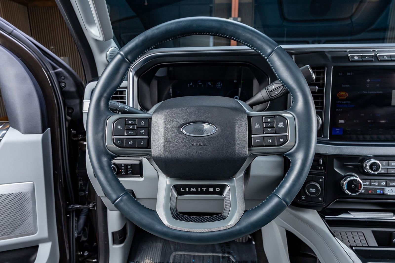 Used 2024 Ford F250 Limited w/ FX4 Off-Road Package image 18