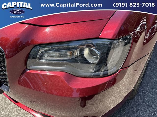 Used 2023 Chrysler 300 Touring w/ Sport Appearance Package RWD image 11