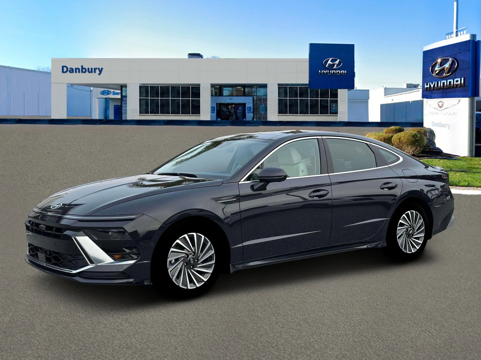 New 2026 Hyundai Sonata Limited FWD image 2