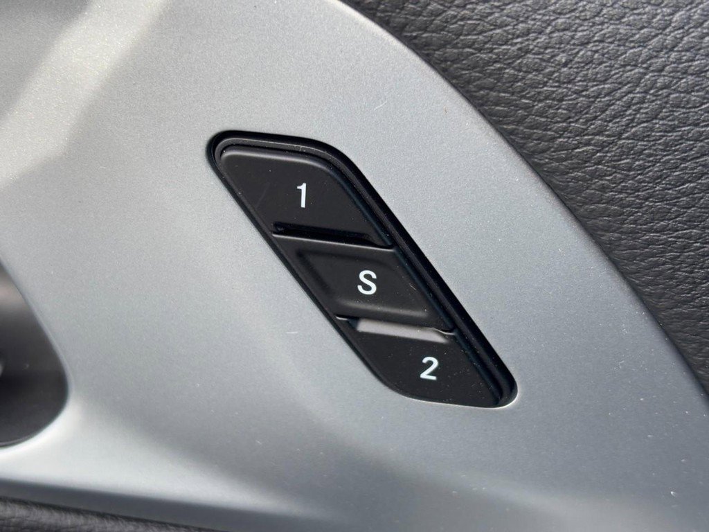 New 2026 Chrysler Pacifica Limited w/ S Appearance Package image 24