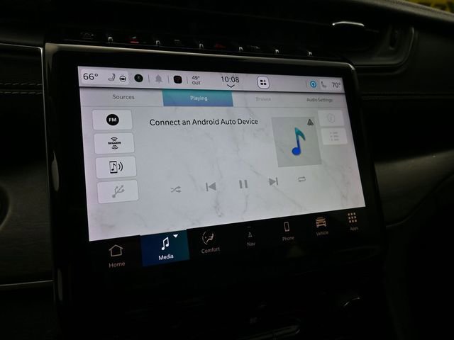 Used 2023 Jeep Grand Cherokee Limited w/ Black Appearance Package image 21