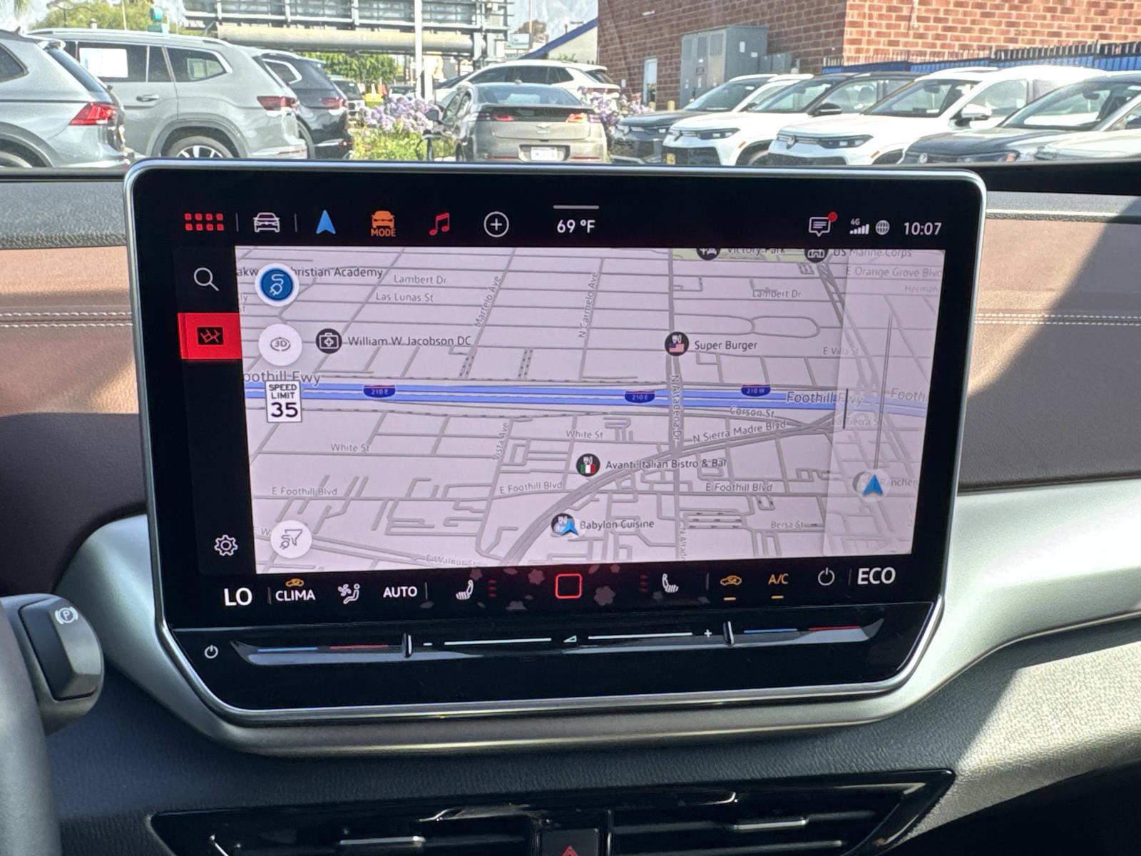 Certified 2025 Volkswagen ID.4 Pro image 27