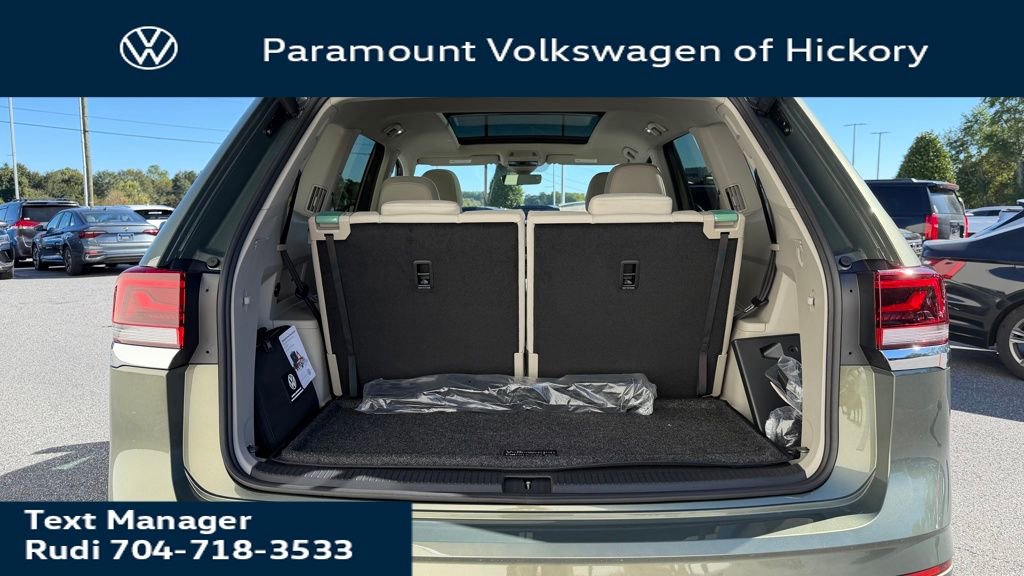 New 2026 Volkswagen Atlas SEL Premium R-Line image 18