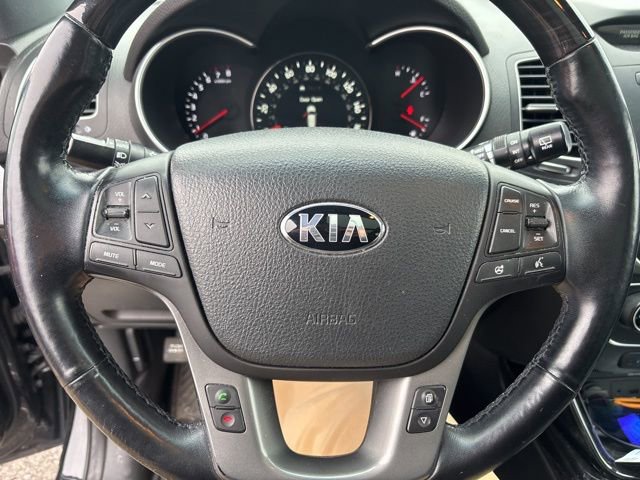 Used 2015 Kia Sorento SX image 4