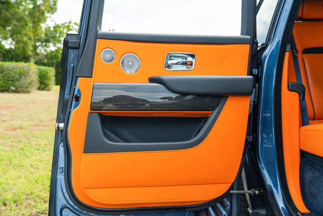 Used 2023 Rolls-Royce Cullinan Black Badge w/ Leather Finishing Pack image 41