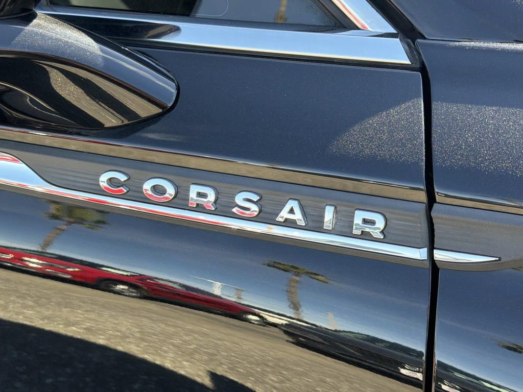 Used 2020 Lincoln Corsair Reserve AWD/4WD image 26