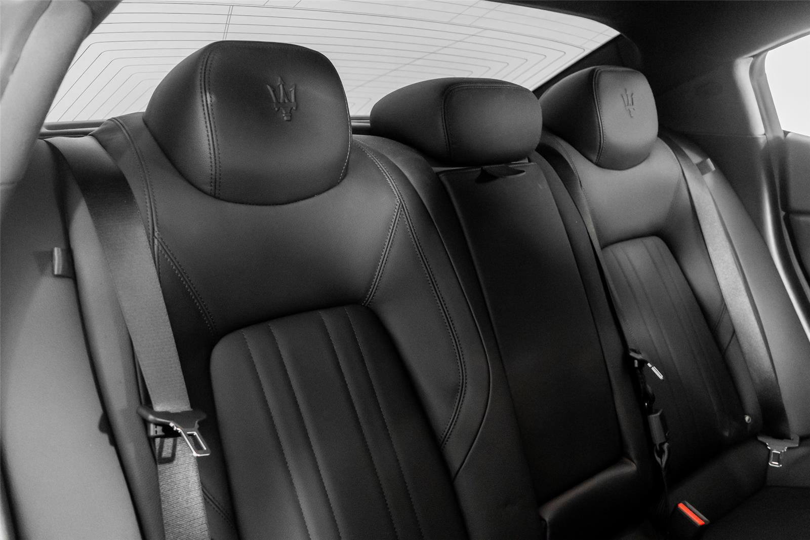 Used 2023 Maserati Ghibli Modena image 36