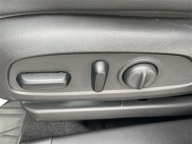 Used 2021 Buick Encore GX Essence w/ Advanced Technology Package image 12