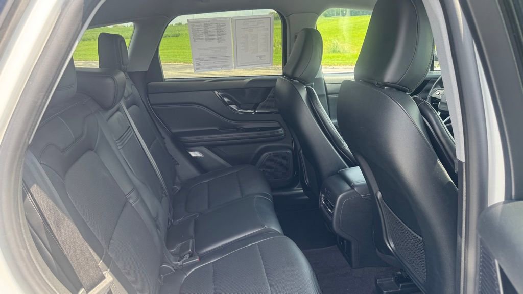 Used 2022 Lincoln Corsair FWD w/ Equipment Group 101A image 14