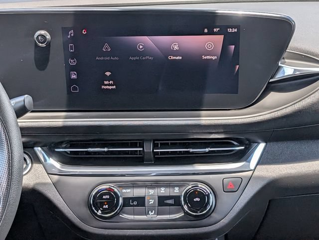 Used 2025 Buick Envista Preferred FWD image 18