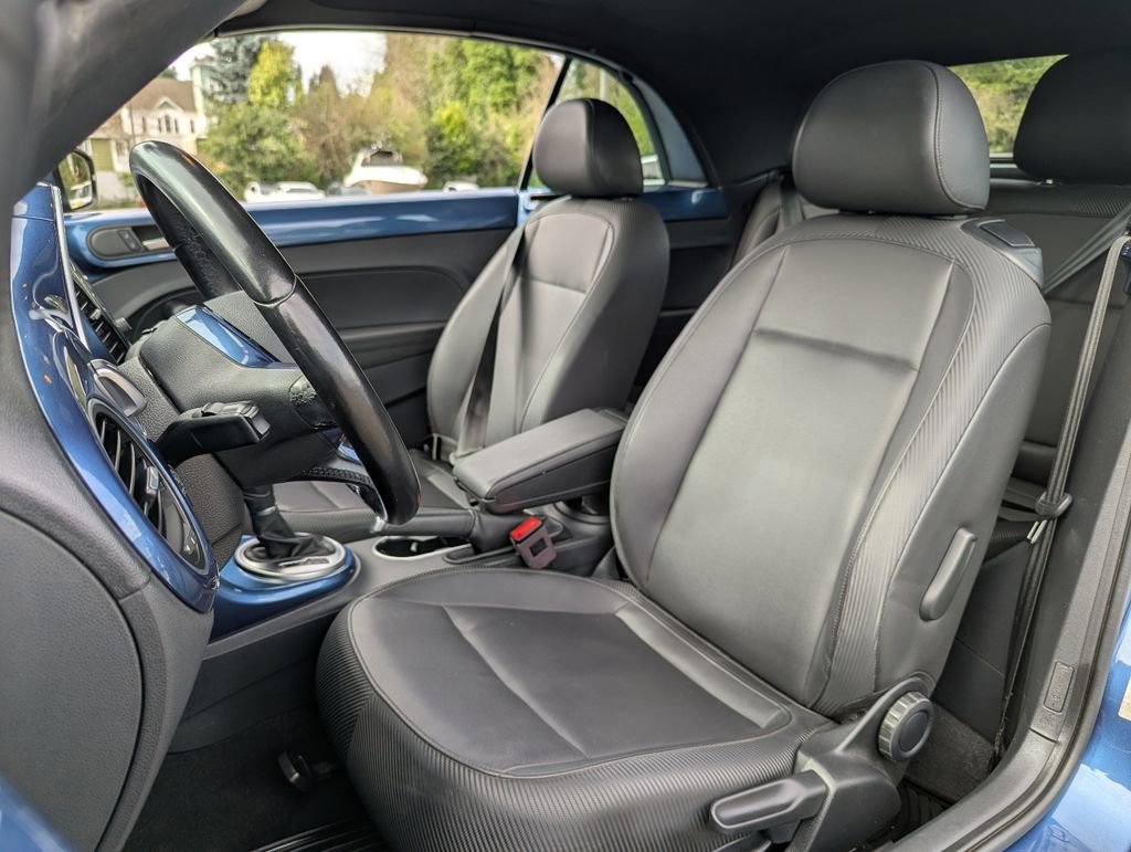 Used 2018 Volkswagen Beetle 2.0T S image 22