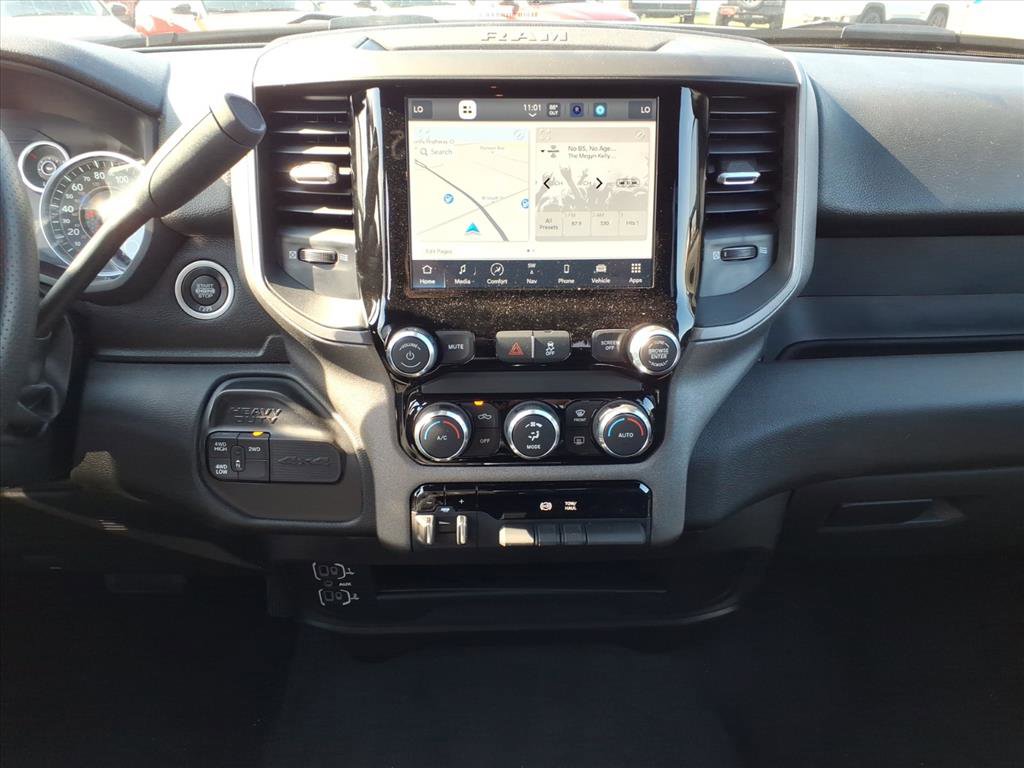 Used 2024 RAM 3500 Tradesman w/ Chrome Appearance Group image 13