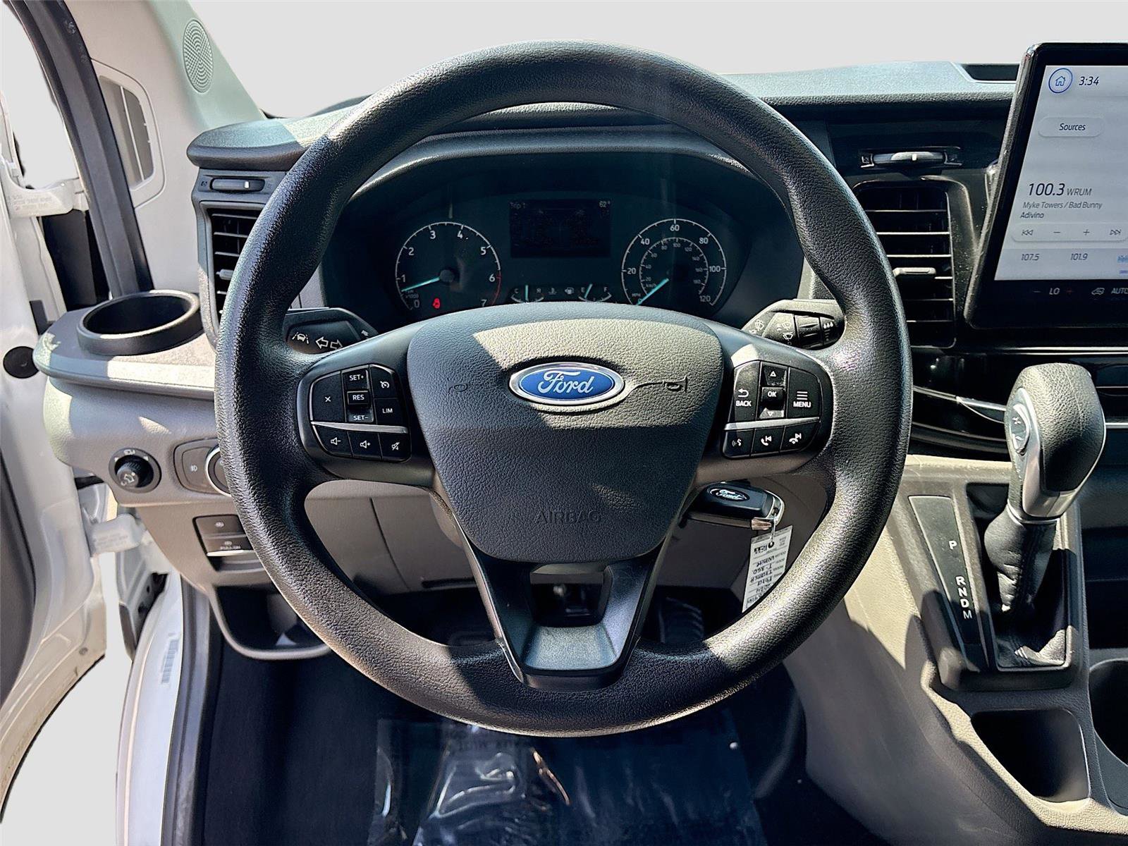 Used 2024 Ford Transit 350 XLT image 10