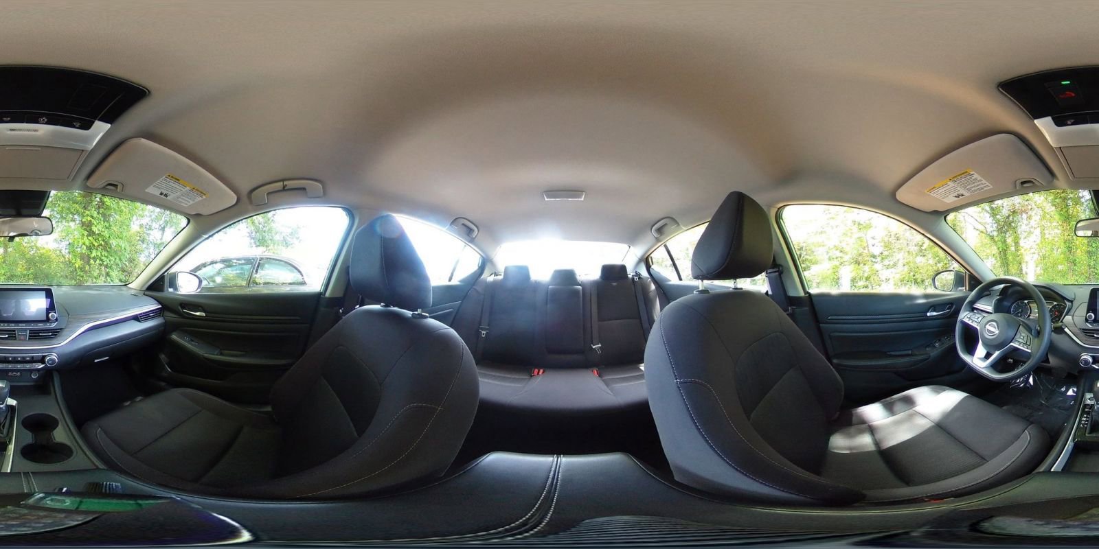 Used 2025 Nissan Altima 2.5 SV FWD image 42