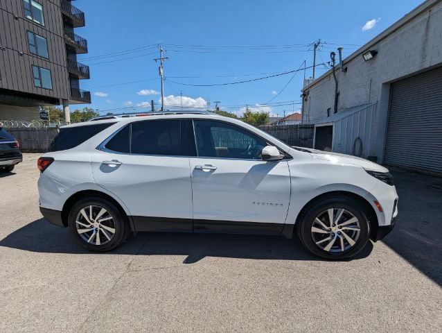 Used 2022 Chevrolet Equinox Premier w/ LPO, Floor Liner Package FWD image 6