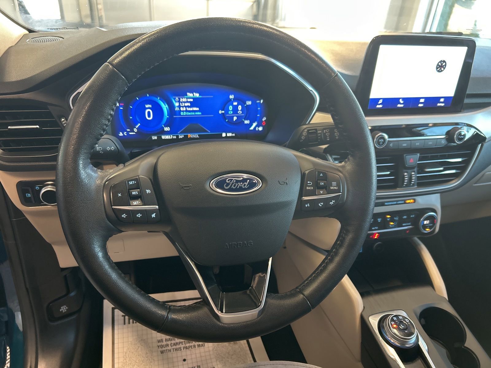 Used 2020 Ford Escape SE Sport image 18